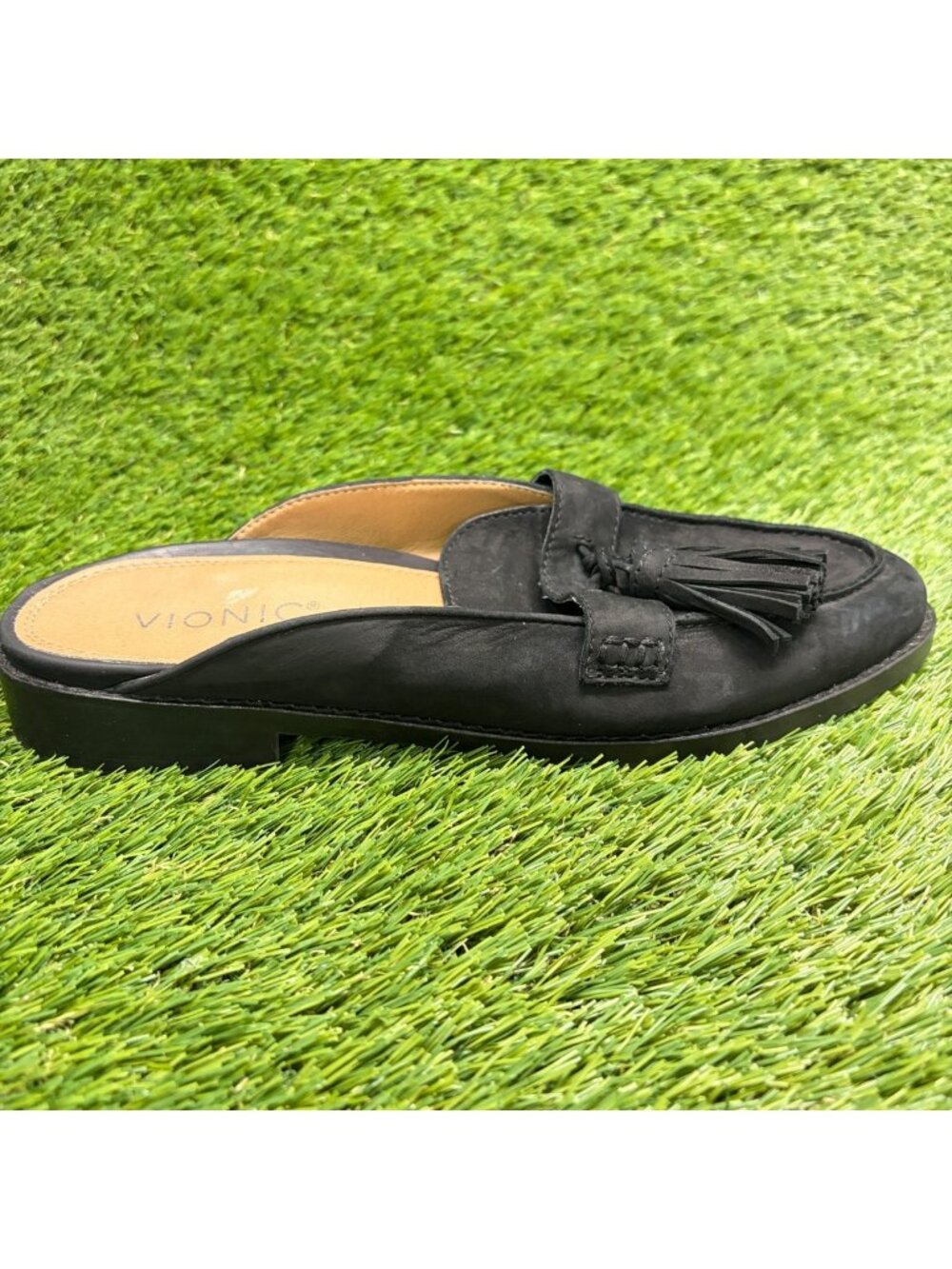 Vionic Reagan Nubuck Womens Size 9 Black Casual Slip-On Tassel Loafer Flats